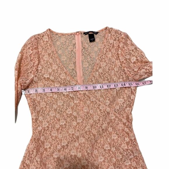 Victoria’s Secret Floral Sheer Lace Stretchy Long Sleeve Wrap Top Pink 4 - Picture 3 of 8
